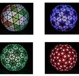 Хрустальный шар на Таймс-Сквер зажегся в 2015 году 32 256-ю светодиодами