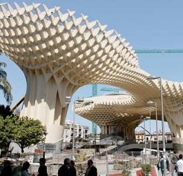 В Севилье открыта самая большая в мире конструкция из дерева