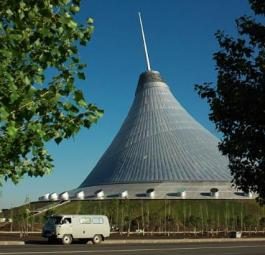 Самый большой тент в мире от Нормана Фостера построен в Казахстане! (фото)