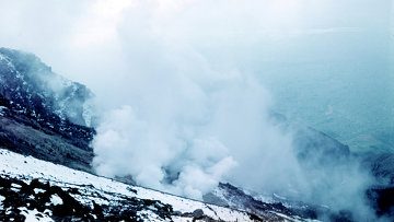Выбросы пепла вулкана на Камчатке могут помешать полетам авиации